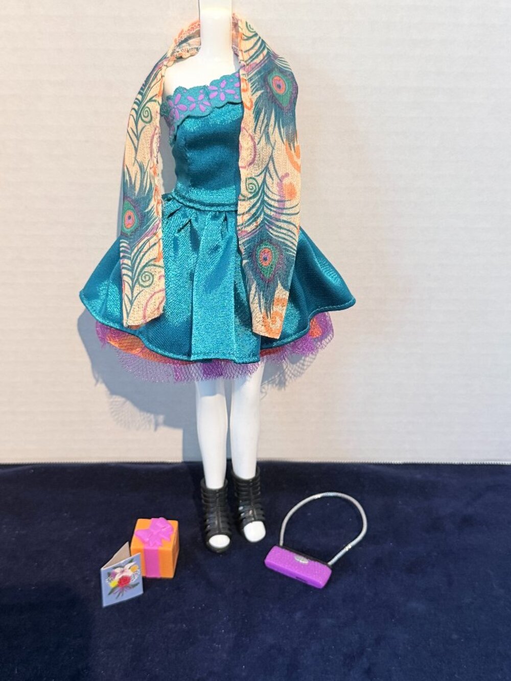 Spin Master LIV Fashion Doll “Party" Dress